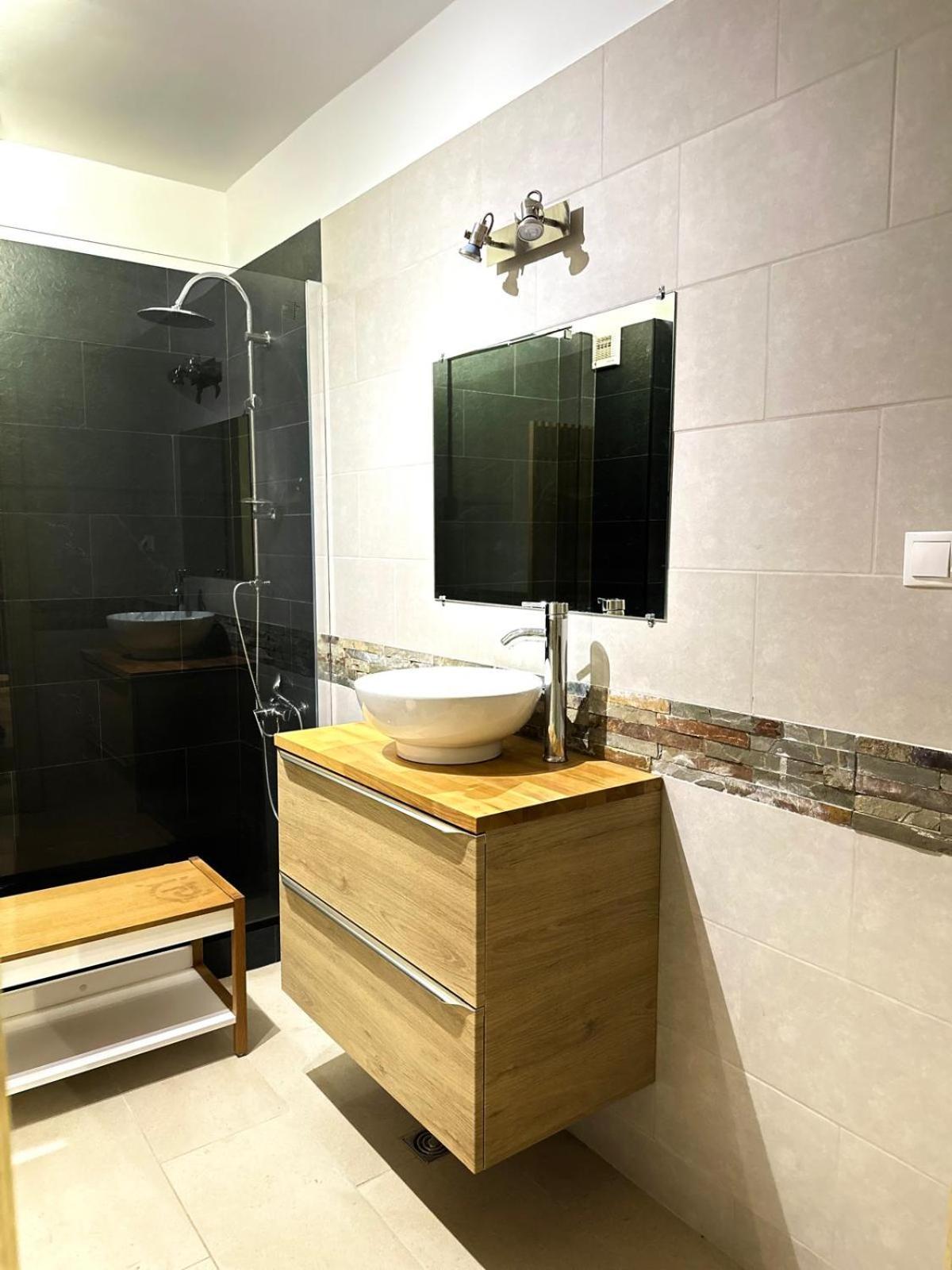 Central Park Apartment คลูจ-นาโปกา ภายนอก รูปภาพ